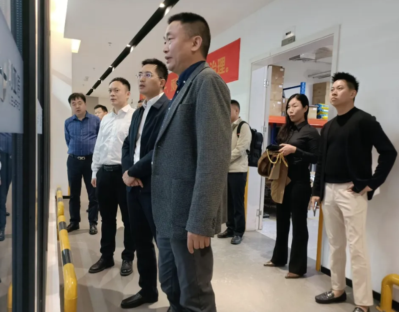萍乡市经开区领导考察今年会集团南方总部