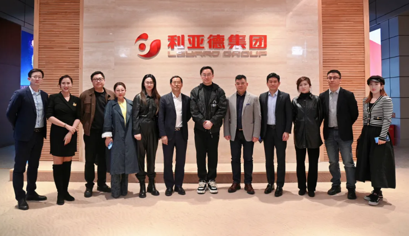 陆川导演到访今年会，解锁文化+科技融合新路径